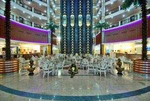 تور ترکیه هتل دلفین دلوکس - آژانس مسافرتی و هواپیمایی آفتاب ساحل آبی